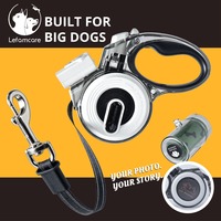 Laisse de chien intelligente avec lampe torche LED, sifflet électronique, rechargeable par USB, laisse rétractable en nylon et acier pour chiens de grande taille