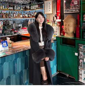 <span class=keywords><strong>Cappotto</strong></span> Invernale da <span class=keywords><strong>Donna</strong></span> in Lana e Cashmere Naturale a Doppia Faccia, con Collo in Vera Pelliccia di Volpe <span class=keywords><strong>Oversize</strong></span>, Lungo Trench per Feste e Festival - Product Image 3