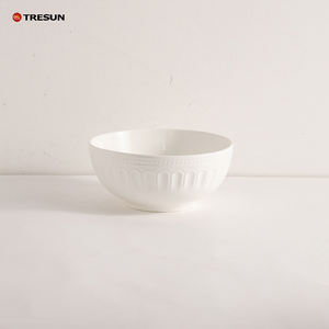 Precio DE FÁBRICA DE China, OEM personalizado barato, <span class=keywords><strong>18</strong></span> 24 32 <span class=keywords><strong>piezas</strong></span>, <span class=keywords><strong>vajilla</strong></span>, juego de cena de porcelana en relieve blanco para - Product Image 5