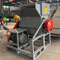 Système complet de recyclage du plastique Ligne de production d'équipement de production de broyage et de nettoyage de déchets de bouteilles en PET