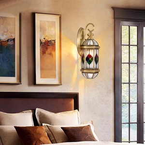 Lampe murale LED en cuivre pour décoration de villa de luxe d'intérieur, abat-jour en verre doré de luxe, super lumineux - Product Image 2