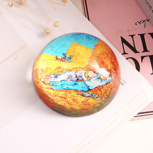 New Customized 2022 Etched Glass Paperweights Customized Color Printing Glass Paperweight for DESK Decoration