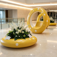 Y231 Jardinière surdimensionnée en forme de soucoupe, sculpture paysagère personnalisée en PRV, pot de fleurs et siège pour hall de centre commercial et espace commercial