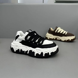 Chaussures de skate tendance pour hommes Printemps 2025 – Nouveau style à semelle épaisse, lacets, anti-odeur, doublure en maille, polyvalentes, sport et décontractées, style « Dad Shoes » - Product Image 3