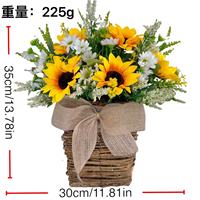 Panier de fleurs artificielles en plastique fait main, style pastoral frais transfrontalier, avec marguerites et tournesols, pour suspension sur porte ou arbre, et plante verte
