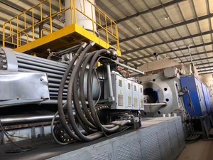 Máquina de Moldeo por Inyección de Plástico Usada TEDERIC D4000 de 4000T con Servomotor, Máquina de Formación de Muebles de Plástico - Product Image 3