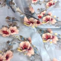 Nouvelle Arrivée Tissu en Rayonne Imprimé Numérique Floral Rose Bleu Poussière Tendance pour Robe de Vacances Femme Confortable Respirant OEM