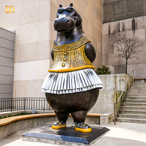 Estatua de <span class=keywords><strong>Hipopótamo</strong></span> Bailarín de Bronce a Tamaño Real Personalizada para Arte Público al Aire Libre - Product Image 1
