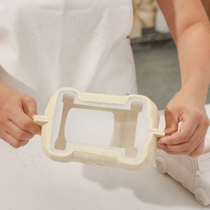 Moule en silicone <span class=keywords><strong>Nicole</strong></span> fait main en forme de voiture 3D pour béton et ciment, écologique, certifié CE, pour la fabrication de jardinières et le support artisanal décoratif - Product Image 3