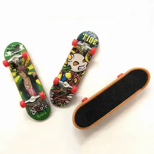 Sıcak satış yüksek kalite komik parmak skate board parmak kuruş kurulu çocuklar için