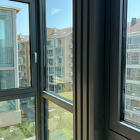 Fenêtres et portes coulissantes horizontales en alliage d'aluminium sur mesure, à double vitrage Low-E, insonorisées et écoénergétiques, conception monobloc à battants.