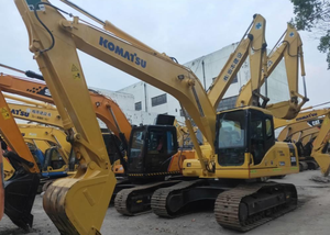 Excavatrice sur chenilles Komatsu PC200 d'origine en bon état Prix inférieur Équipement de construction d'occasion - Product Image 4
