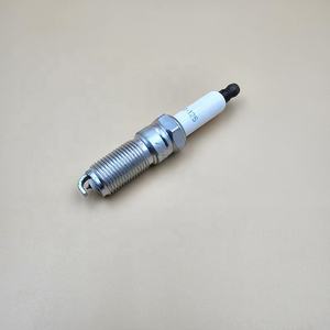 Pièces détachées pour moteur de voiture Bougies d'allumage professionnelles Iridium 41-109 41-114 41-125 41-156 Bougies d'allumage Iridium pour <span class=keywords><strong>voitures</strong></span> - Product Image 5