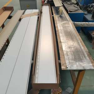 Revêtement mural extérieur en métal noir/blanc/grain de <span class=keywords><strong>bois</strong></span> prix d'<span class=keywords><strong>usine</strong></span> nouveau design - Product Image 4