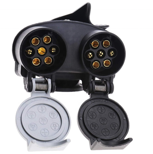 <span class=keywords><strong>Prise</strong></span> 13 broches vers <span class=keywords><strong>prise</strong></span> de remorque 7 broches 12N /S 2x7 broches <span class=keywords><strong>adaptateur</strong></span> de remorque double connecteur de remorque 13 à 7 broches <span class=keywords><strong>attelage</strong></span> de remorquage - Product Image 1