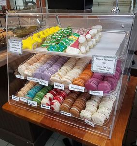 Mùa Xuân Dấu Hiệu 3 Khay Rõ Ràng Acrylic Thực Phẩm Bánh Hiển Thị Trường Hợp Cửa Bánh Hiển Thị Trường Hợp - Product Image 1