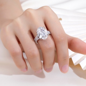 Anillo de Compromiso de Oro de 18K con Diamante Cultivado en Laboratorio Personalizado para Mujer, Modelo MSR-1264, Listo para Enviar - Product Image 3