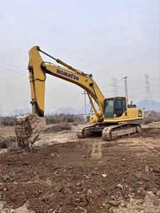 Excavatrice d'occasion KOMATSU PC360-7 de 36 tonnes, état quasi neuf, prix bas, conforme EPA&CE, en stock, vente flash - Product Image 2