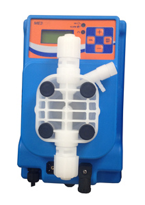 Pompe à diaphragme haute performance ME3-MF fabriquée en Italie, certifiée CE, pompe proportionnelle de haute précision pour le traitement de l'eau et les piscines - Product Image 2