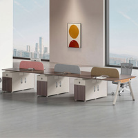 E0 Poste de travail de bureau moderne avec chaise, pour 1, 2, 4 ou 6 personnes, avec écran de séparation, table d'ordinateur et cloison en bois