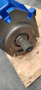 Bomba de Trabajo 11C1306 Compatible con la Marca Liugong para Piezas de Cargadora CLG890H - Product Image 5