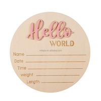 Bonjour monde bébé signe bois disque nom Plaque à la main en bois carte d'annonce pour nouveau-né gravé annonce de naissance 'Hello