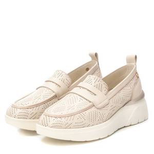 Mocassins en cuir pour femme Carmela 161428 Beige Perforated Comfort Shoe - Product Image 4