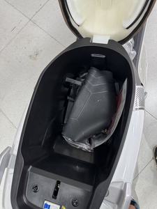 Motocicleta para Adultos Más Vendida con Motor de 1500w, Batería de 72v20A y una Autonomía de 70km/h, Scooter de 72v - Product Image 4
