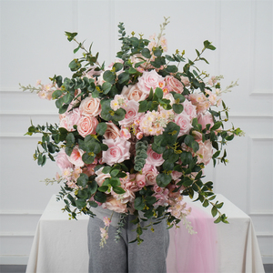 Personaliza una rosa artificial de alta calidad con una bola de flores para decoración de bodas - Product Image 1