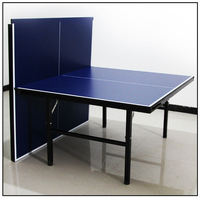 Ensemble de table de tennis de table d'intérieur pliable portable de 18mm d'épaisseur avec filet de boules de cadre en métal écologique