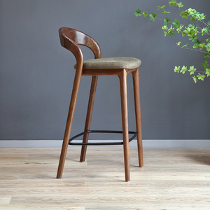 Sgabello da Bar Moderno Nordico per Cucina e Hotel, Logo Personalizzato, Cuscino <span class=keywords><strong>in</strong></span> Tessuto, Legno Massello, Schienale Alto, Design Scandinavo - Product Image 1