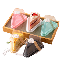 Noir or blanc plastique Triangle boîtes à gâteaux boucles jetables Dessert cheesecake conteneurs pour fête boulangerie en relief alimentaire