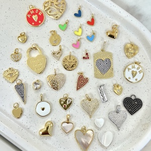 BD-C4971 nouveau Multi mode breloques 18k or fleur champignon coquille coeur breloque beaux accessoires étoile jésus croix fruits breloque - Product Image 3