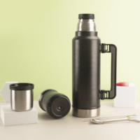 Vente chaude Yerba Mate Thé Gourde Ensemble 8oz Yerba Mate Tasse avec Couvercle De Fermeture Bouteille Thermos En Bois Bombilla Paille mate tasse