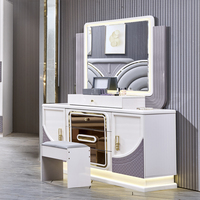 Ensemble de mobilier de chambre à coucher de luxe classique en bois moderne avec cadre en bois et revêtement en cuir, lit King Size, Queen Size, Double, Full, collection 2026