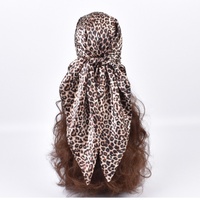 Écharpe carrée en satin de soie à imprimé léopard marron pour femme, 70 cm, foulard pour la tête, bandeau pour cheveux, foulard pour le cou