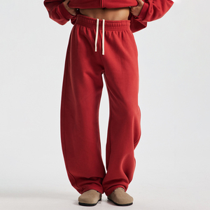 Fabricante de pantalones de chándal holgados personalizados Pantalones de chándal para correr rojos con cordón Pantalones de chándal de pierna ancha - Product Image 1