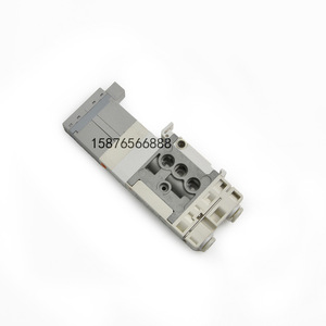 Válvula Solenoide SMC SZ3160-5LOZ-C4 de 1/2 pulgada para control de aire en prensas de impresión - Product Image 3