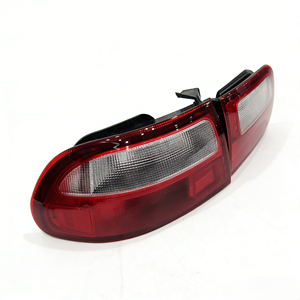 Nouvel ensemble de feux arrière rouge EG8 EG6 adapté à HONDA <span class=keywords><strong>CIVIC</strong></span> 3DR Hatchback FEU ARRIÈRE 1992 1993 <span class=keywords><strong>1994</strong></span> 1995 - Product Image 6