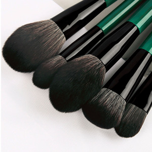 Juego de <span class=keywords><strong>brochas</strong></span> de maquillaje verde perla, herramientas de maquillaje, sombra de ojos, delineador de ojos, pincel <span class=keywords><strong>corrector</strong></span>, 12 Uds. - Product Image 3