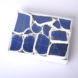 Juego de piedras en bruto de lapislázuli natural al por mayor, espécimen de cristales para artesanía curativa, caja incluida - Product Image 1