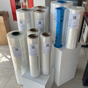 Film étirable de qualité supérieure de qualité supérieure d'origine vietnamienne de 500 m pour l'emballage de palettes - Product Image 3
