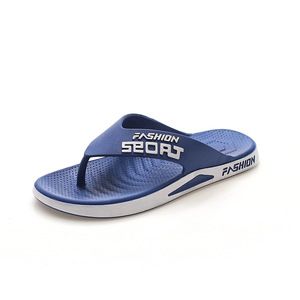 Nouvelles <span class=keywords><strong>Tongs</strong></span> Décontractées en PVC Léger pour Hommes, Anti-odeur et Antidérapantes, Idéales pour la Plage et l'Extérieur en Été - Product Image 1