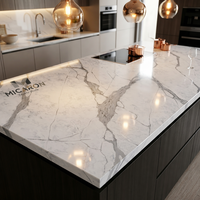 Comptoir en quartz Statuario Venato poli de qualité supérieure, épaisseur 20 mm, surfaces sur mesure pour foyer de villa