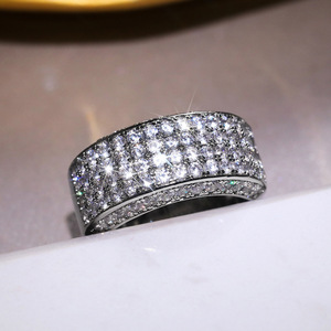Anello a Mezza Fascia con Accenti per Uomo e Donna, Stile Lussuoso, Audace, alla Moda, Accessorio da Dito per Feste, Regalo - Product Image 2