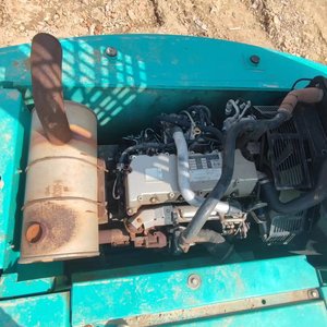 Excavatrice sur chenilles Kubota SK210 d'occasion de 21 tonnes, d'origine importée, prix abordable, qualité garantie - Product Image 6