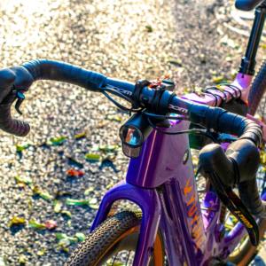 Vélo <span class=keywords><strong>de</strong></span> Gravier à Assistance Électrique, Moteur Central en Fibre <span class=keywords><strong>de</strong></span> <span class=keywords><strong>Carbone</strong></span> 700c, <span class=keywords><strong>Tige</strong></span> <span class=keywords><strong>de</strong></span> <span class=keywords><strong>Selle</strong></span> Télécommandée à Longue Portée, 36V 250W, 250W - Product Image 6