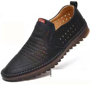 <span class=keywords><strong>Scarpe</strong></span> da <span class=keywords><strong>uomo</strong></span> di vendita calda nuove <span class=keywords><strong>scarpe</strong></span> da Sole morbide antiscivolo fatte a mano <span class=keywords><strong>Online</strong></span> traspiranti comode e versatili <span class=keywords><strong>scarpe</strong></span> in pelle Casual estive - Product Image 3