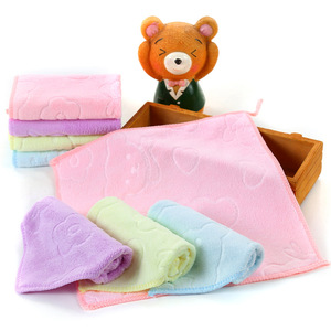Toallas de mano de microfibra Jin Ao para niños, 25x25 cm, absorbentes y de secado rápido, para uso en el baño de bebés. - Product Image 3