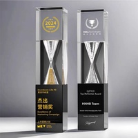 Хрустальный наградной приз в форме песочных часов с черным основанием из K9-кристалла, с лазерной гравировкой логотипа, для ежегодной церемонии награждения сотрудников компании